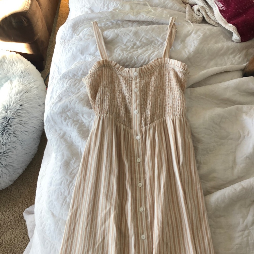 Beautiful sun dress!